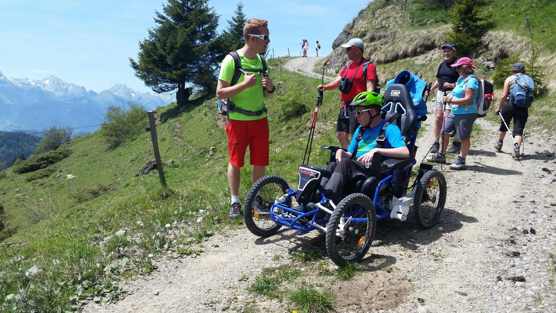 Randonnée en famille sur le Tour du SULENS