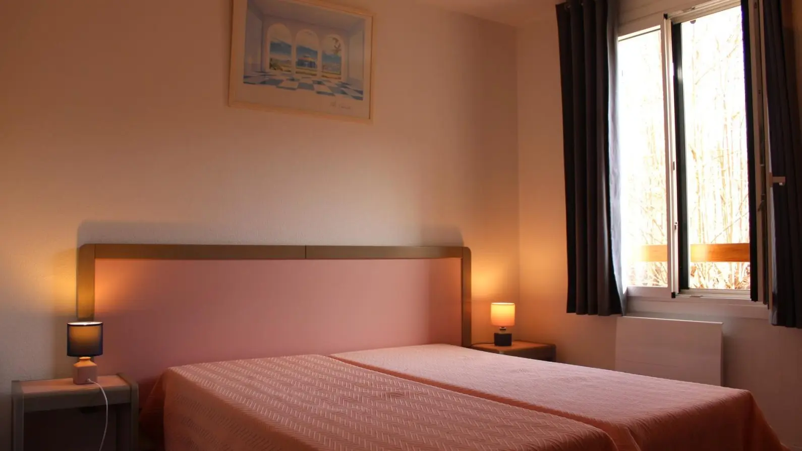 L'Escaou Doui-Chambre 1-Coursegoules-Gîtes de France Alpes Maritimes