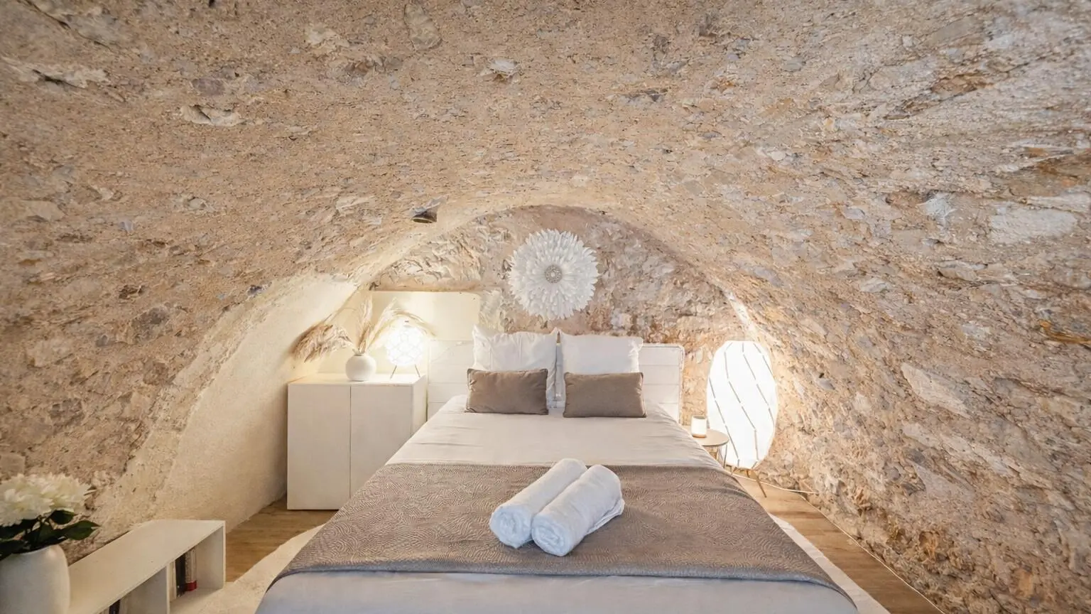 Gîte le Figuier de St Cé- Chambre Romance-Gîtes de France Alpes-Maritimes