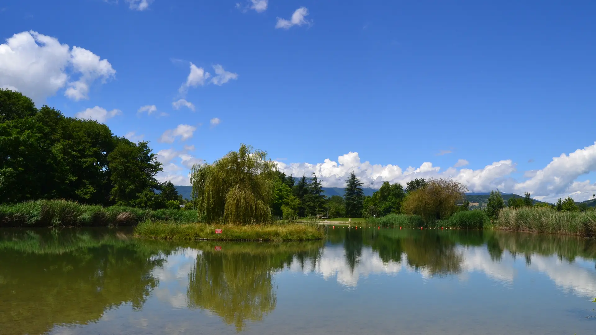 Plan d'eau de Challes-les-Eaux