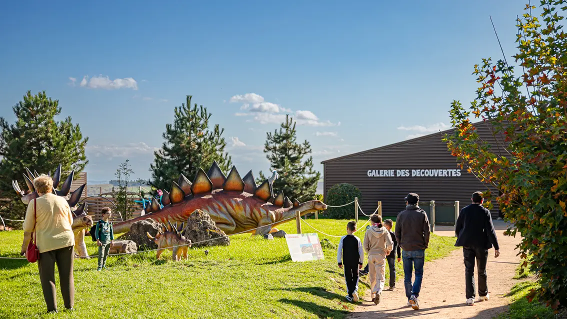 Paléopolis, la colline aux dinosaures_Gannat