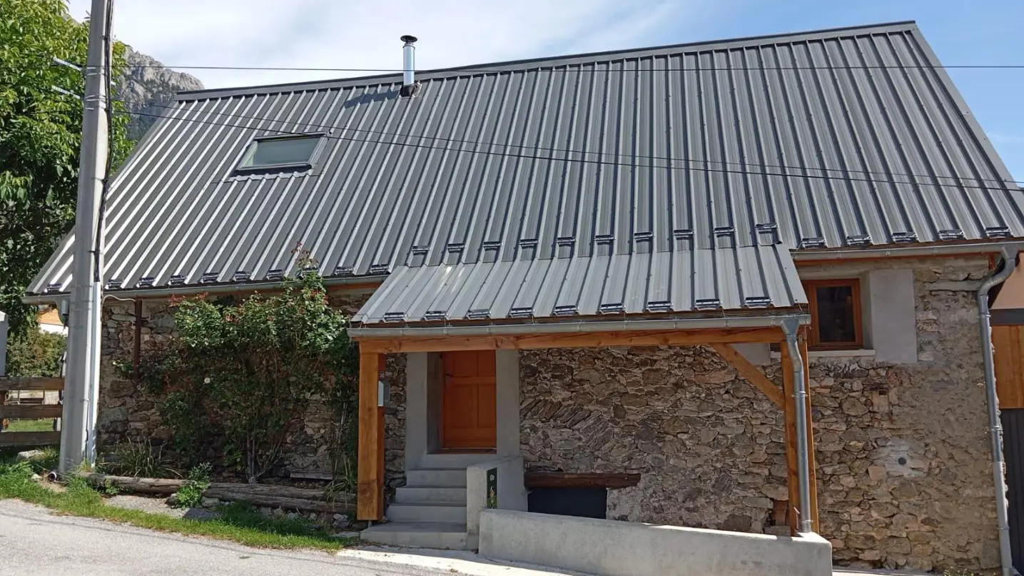 Gîte La Grange de Saint Roch-Extérieur-Valdeblore-Gîtes de France des Alpes-Maritimes