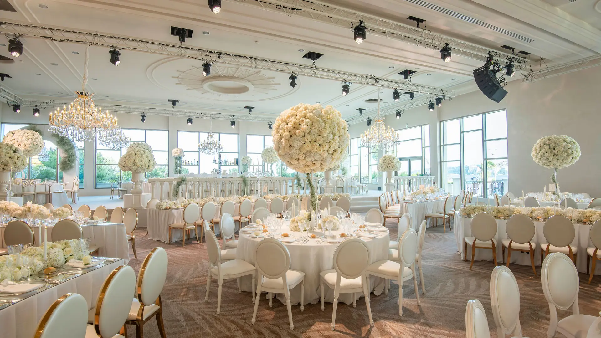 Salle Alain Delon