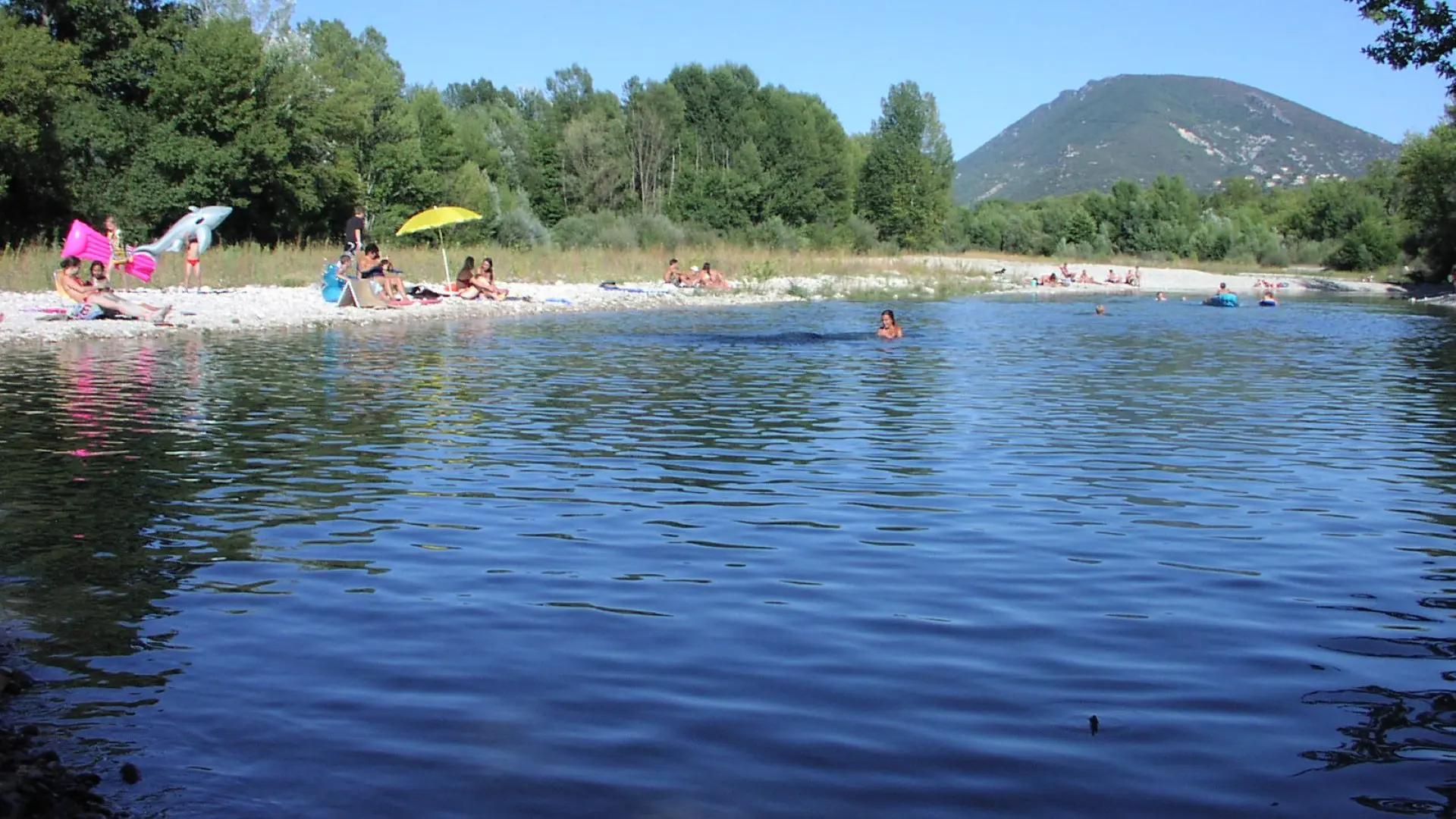 Baignade en rivière