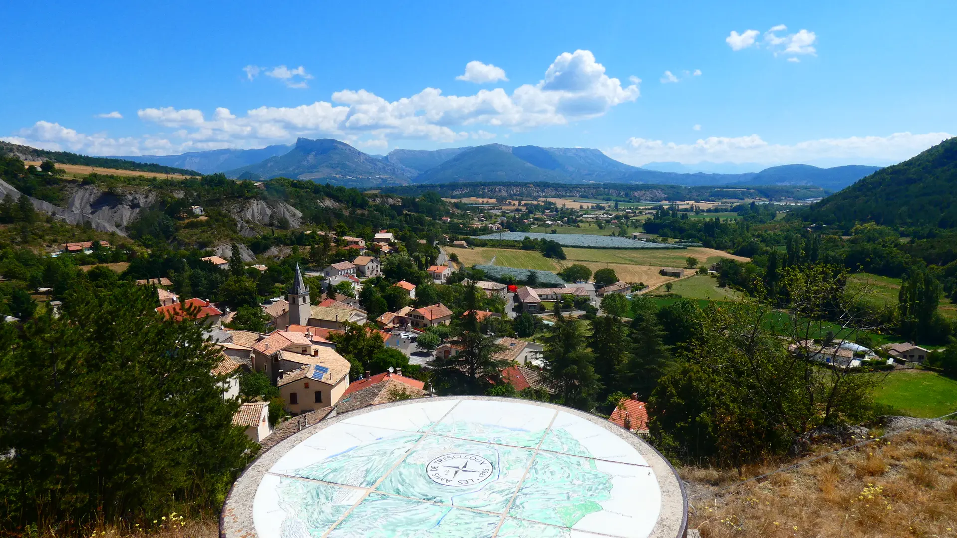 La table d'orientation de Trescléoux