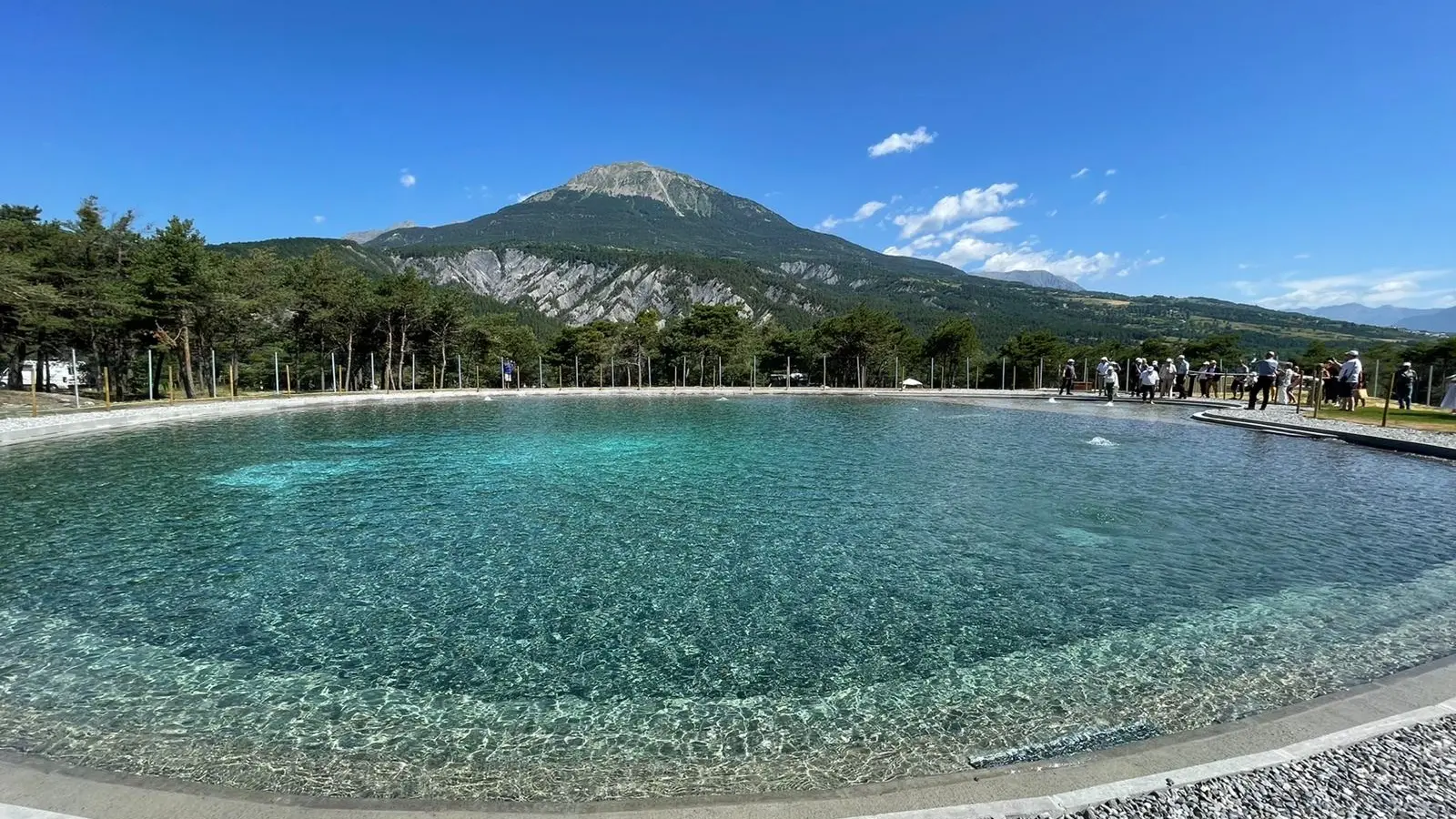 Espace baignade camping la garenne à Crots