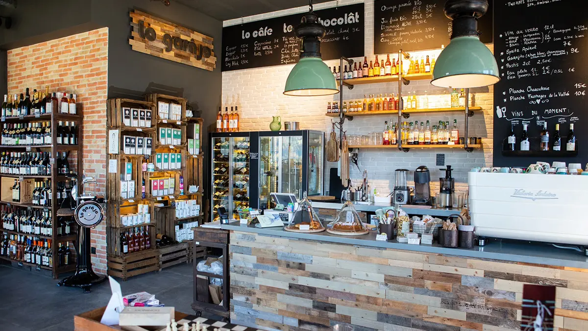 Bar