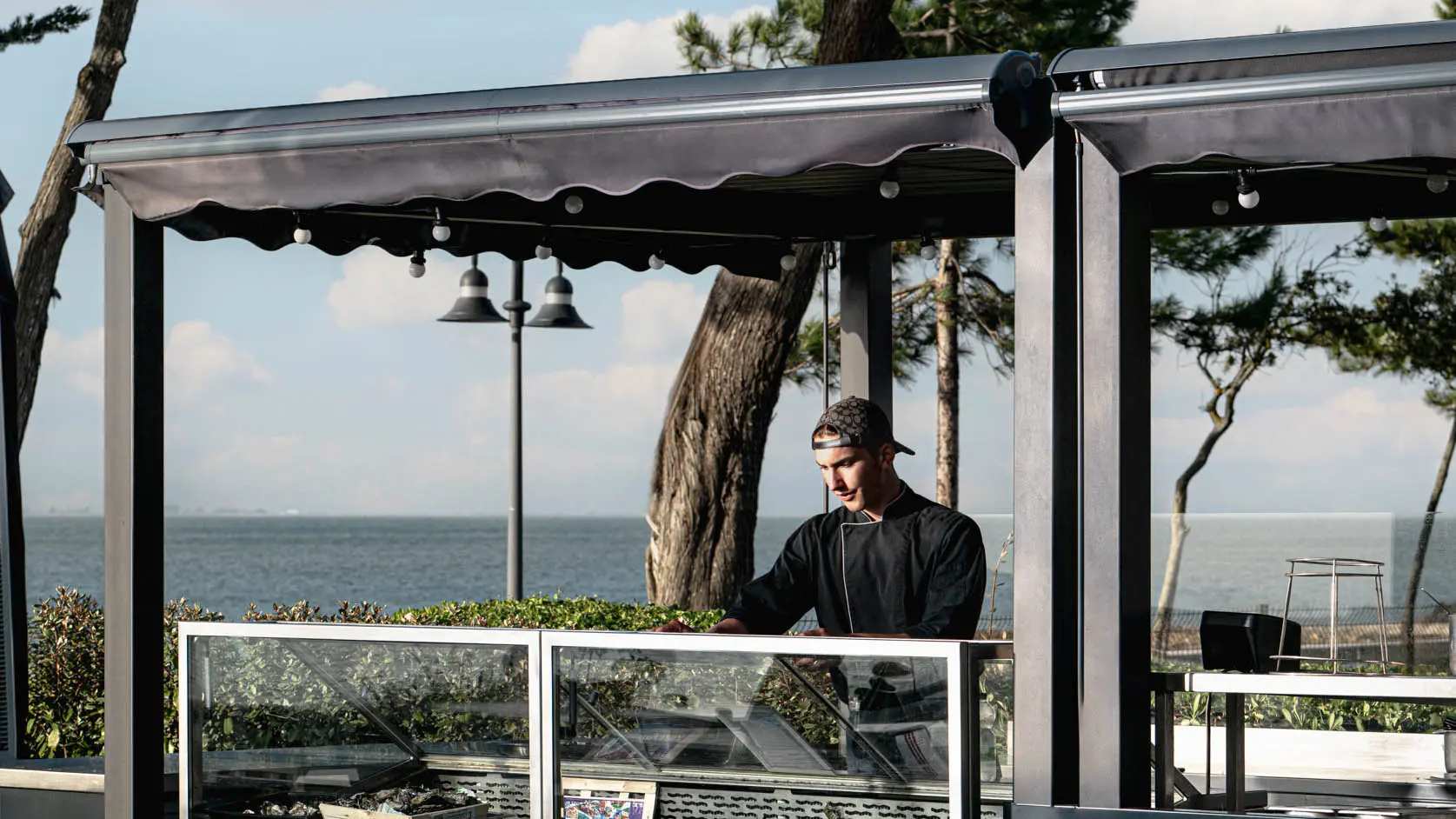 Écailler de la HR Beach Brasserie