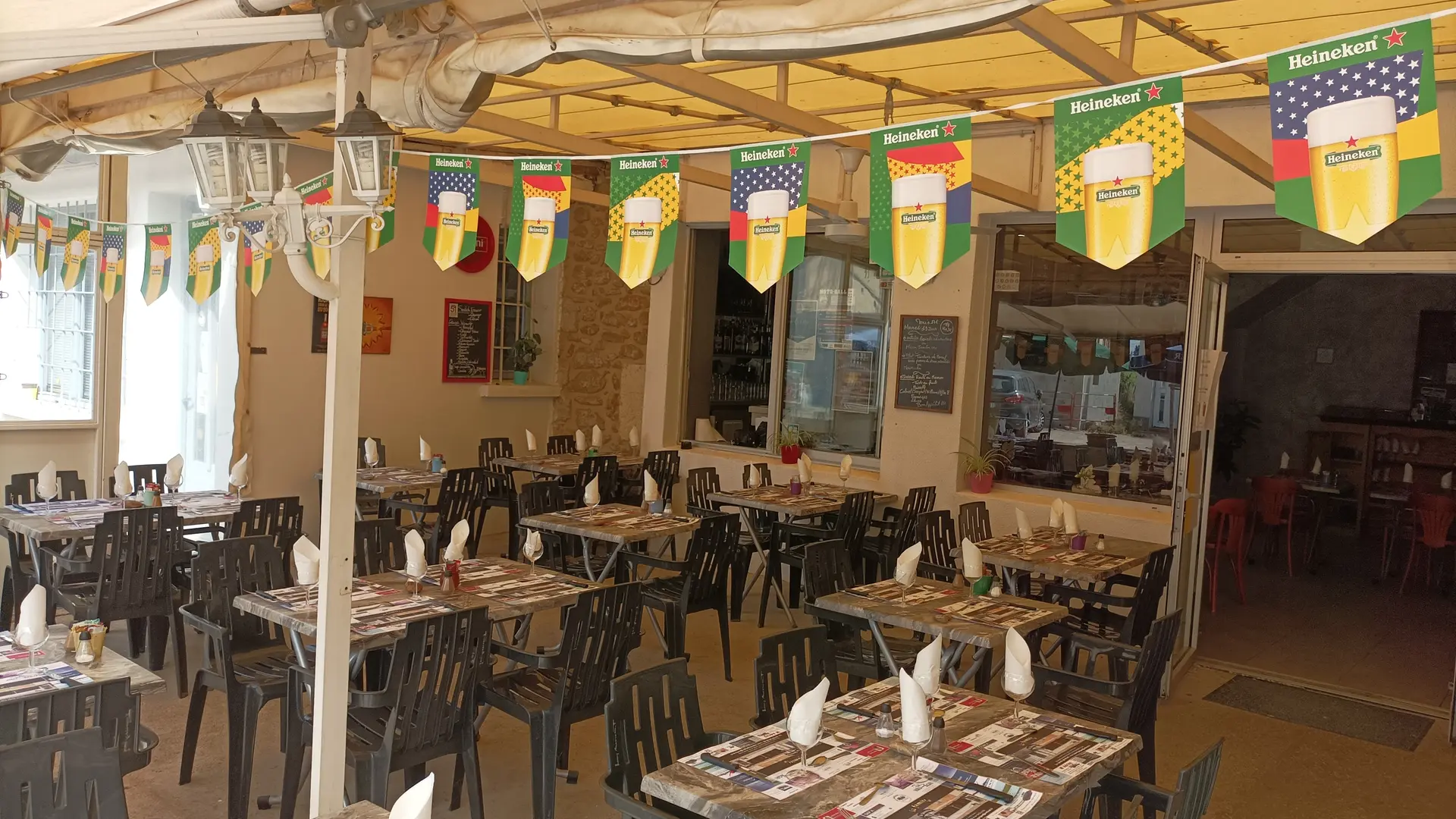 Bistrot de Pays LA FAMILLE_Travaillan