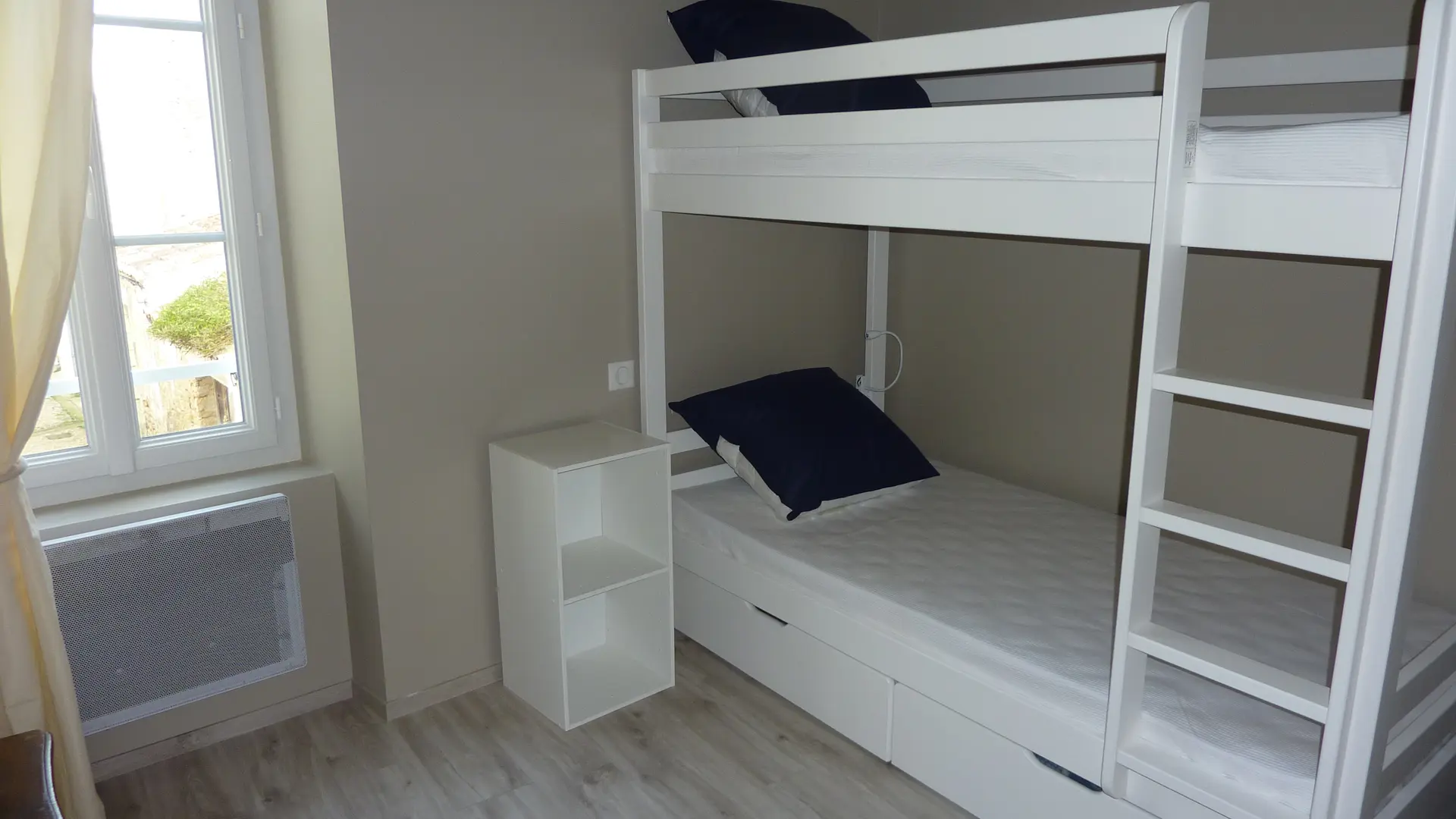Drittes Schlafzimmer mit Etagenbett