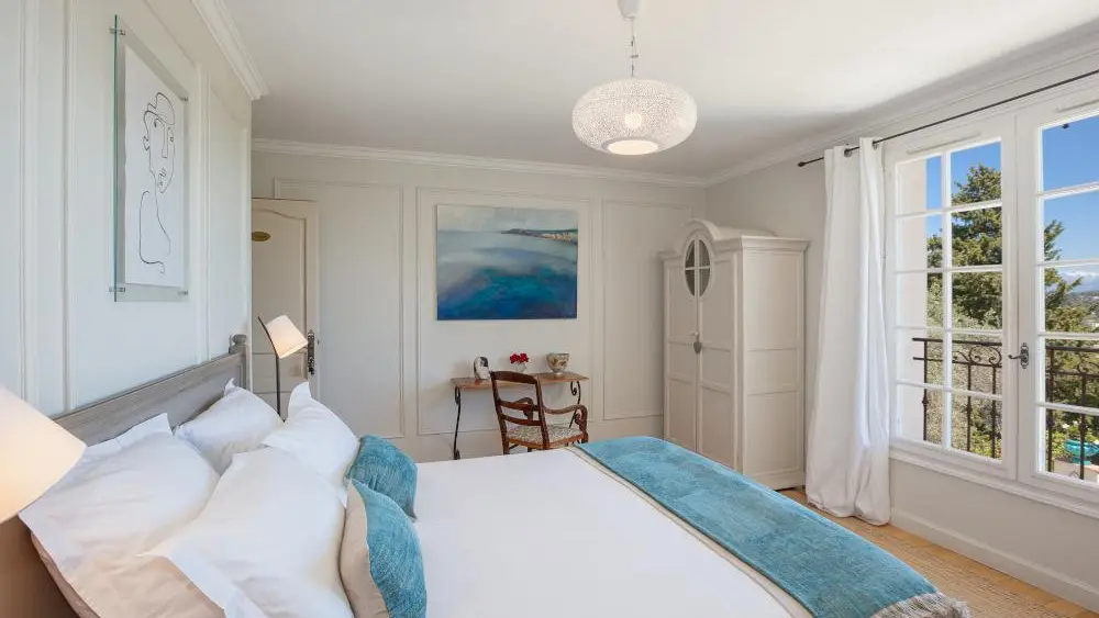 Chambre Le Ponant Maison d'hôtes Le Port d'Attache à Vallauris Golfe Juan - Gîtes de France Alpes-Maritimes