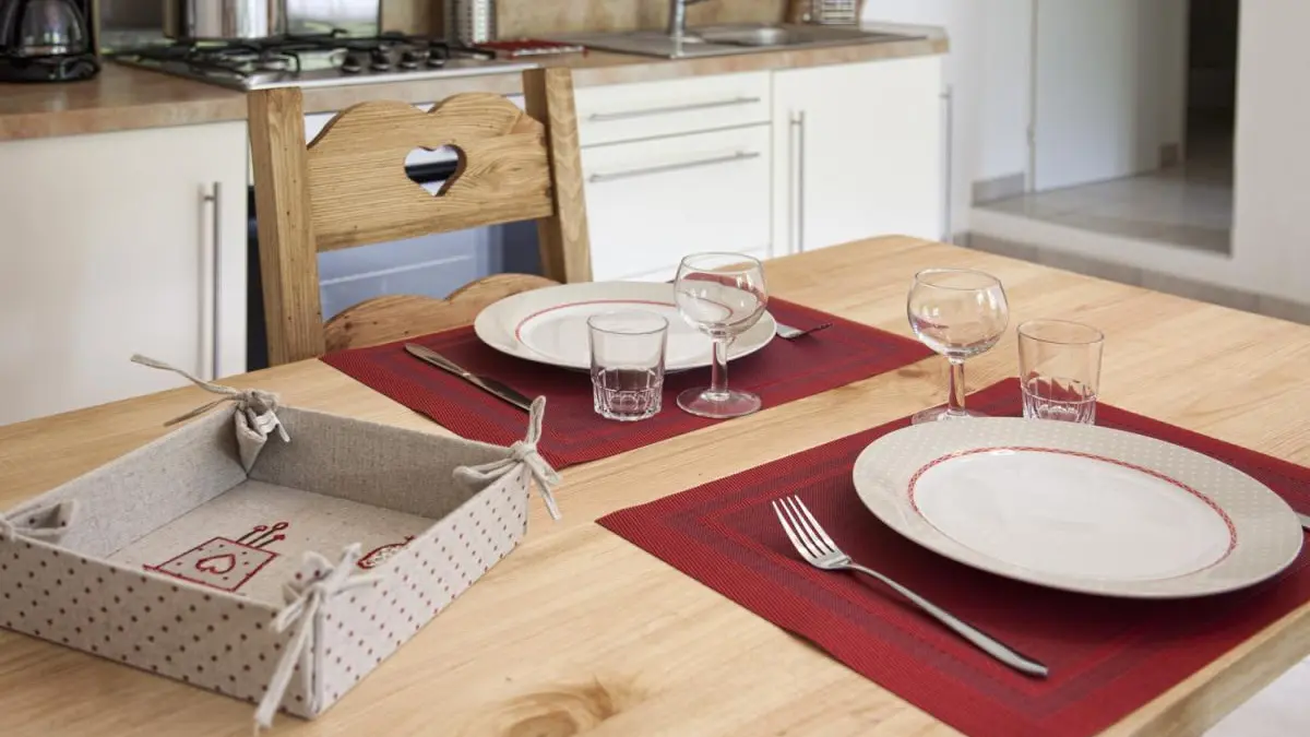 Cuisine - détail de la vaiselle