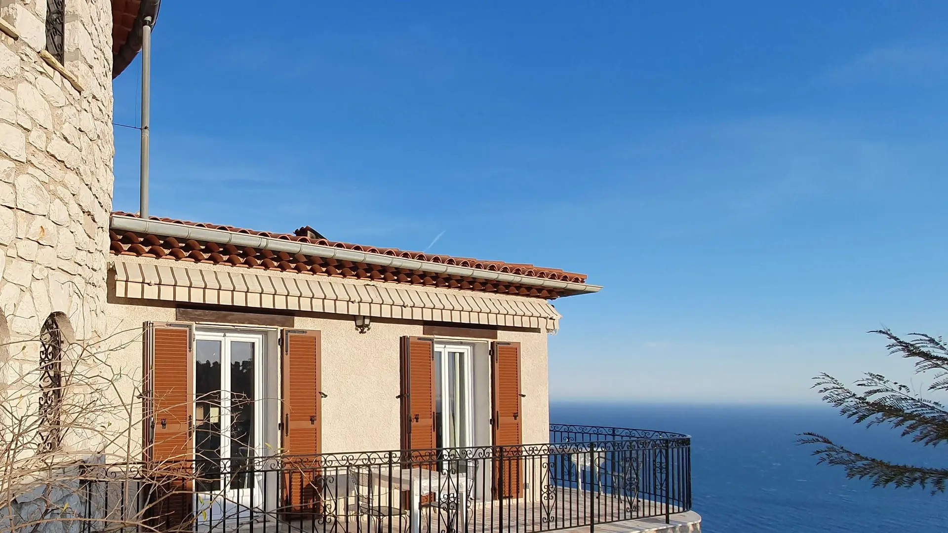 Gîte Villa Bel Horizon-Balcon du gîte-Eze-Gîte de France des Alpes-Maritimes