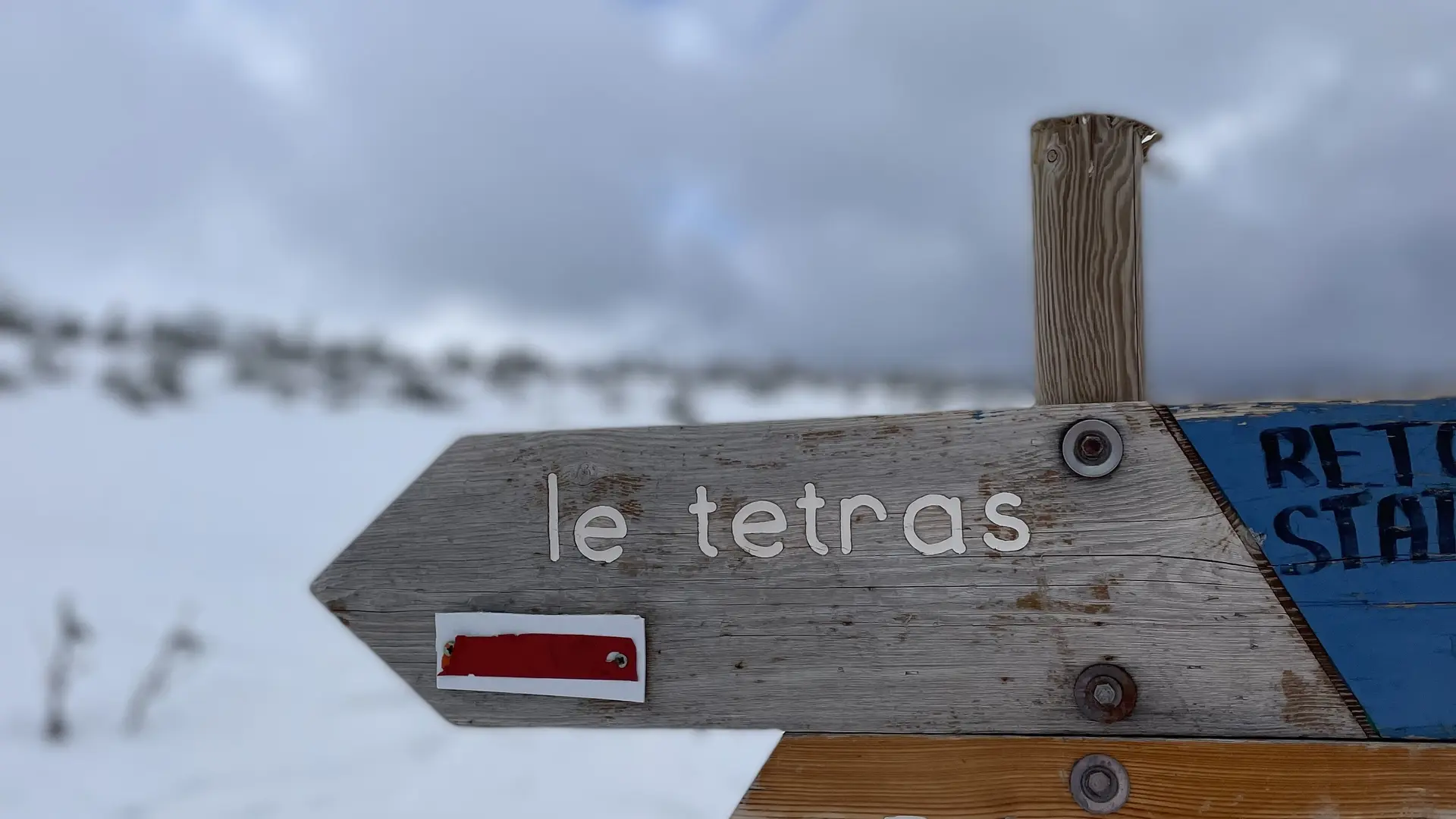 Signalisation vers le refuge du Chioula