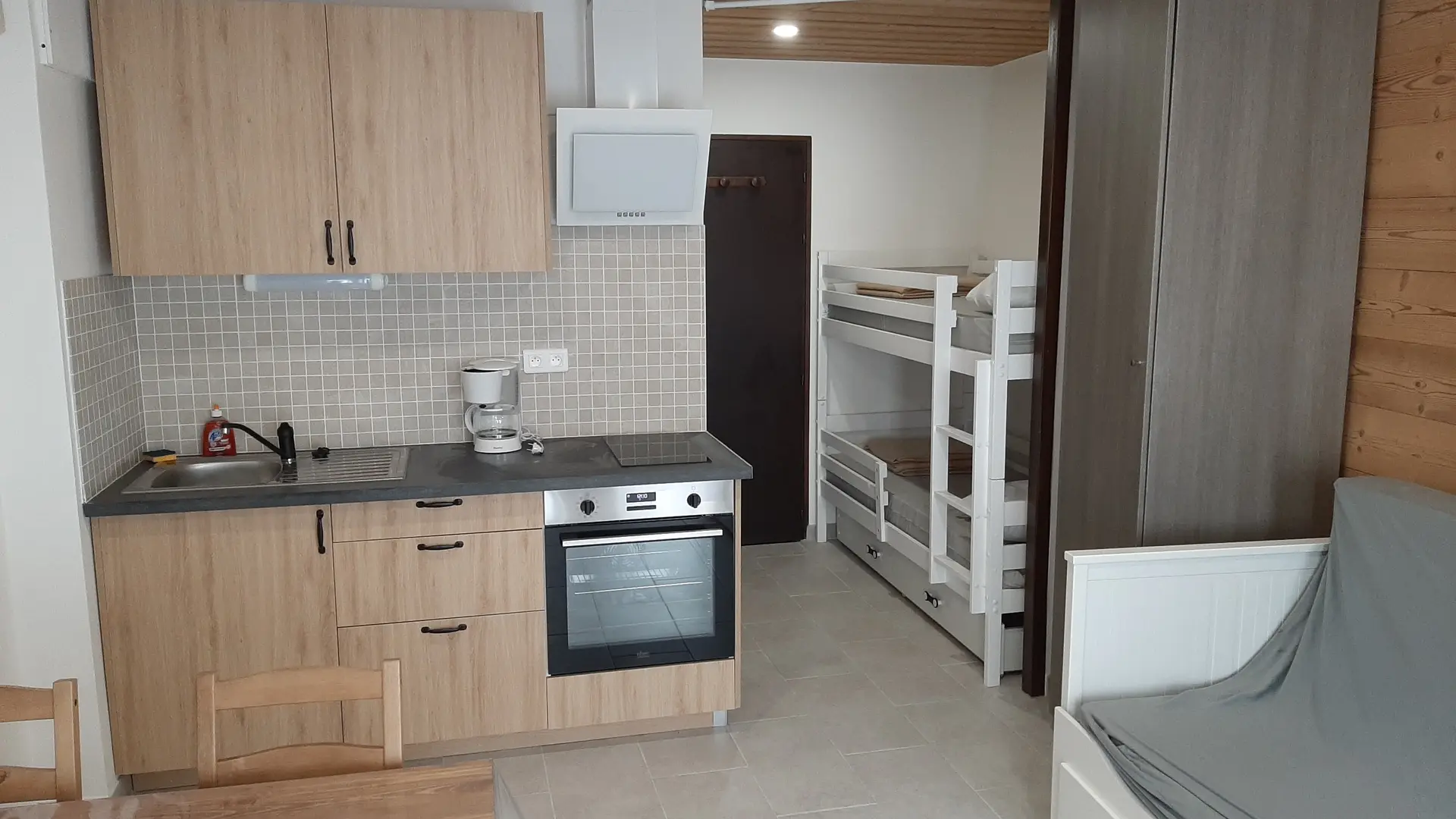 Cuisine neuve avec Four