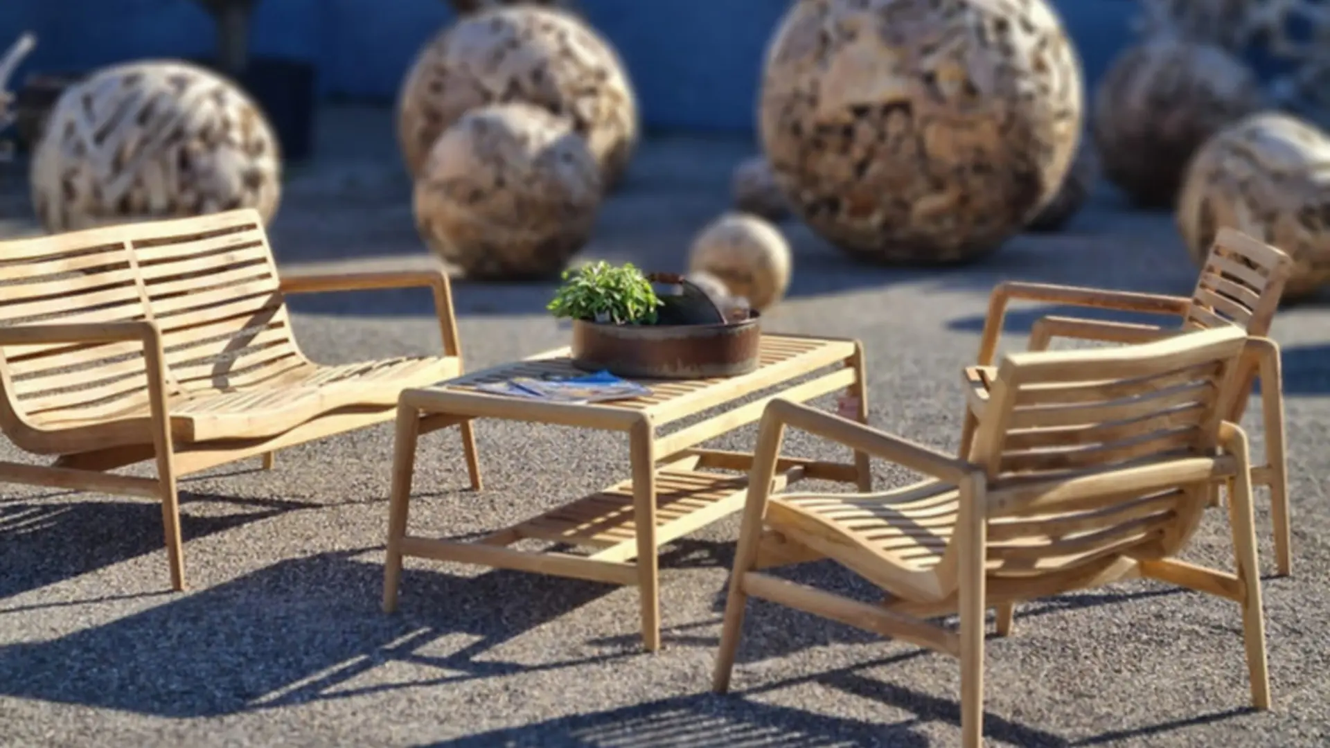 Home Travel, boutique de décoration et aménagement intérieur et extérieur à Saint-Rémy-de-Provence