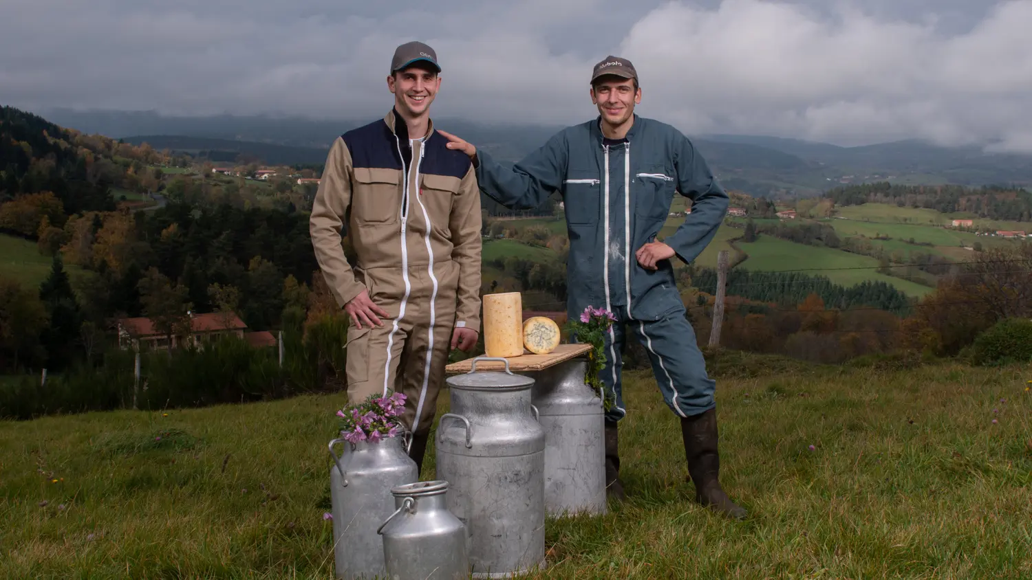 Etienne et Raphael, les jeunes associés du gaec des epilobes
