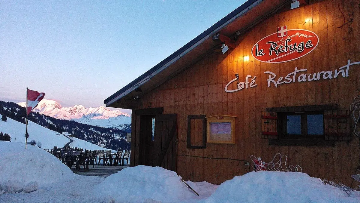 Restaurant le refuge à Bisanne 1500