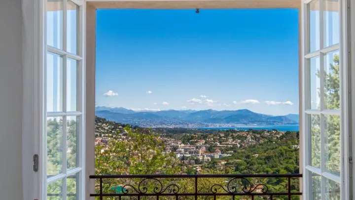 Vue Chambre Le Ponant Maison d'hôtes Le Port d'Attache à Vallauris Golfe Juan - Gîtes de France Alpes-Maritimes