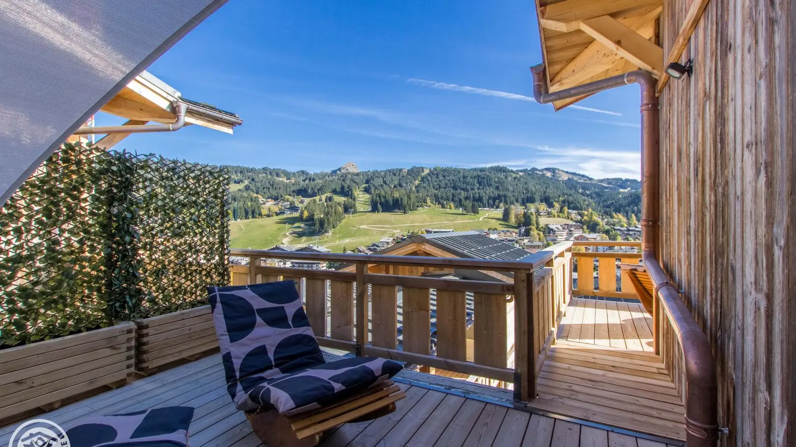 vue de la terrasse latérale niveau 1