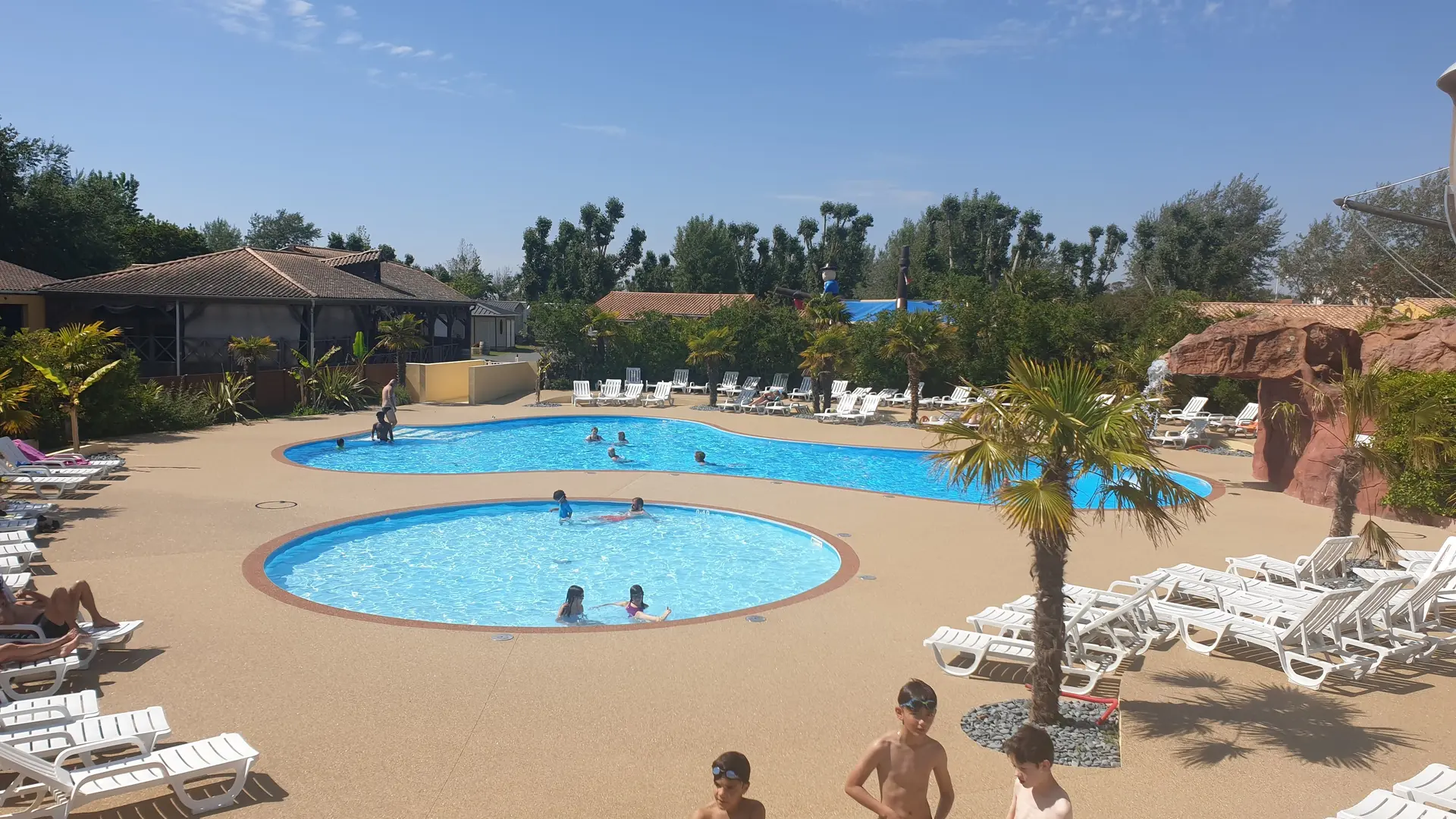 piscines extérieurs