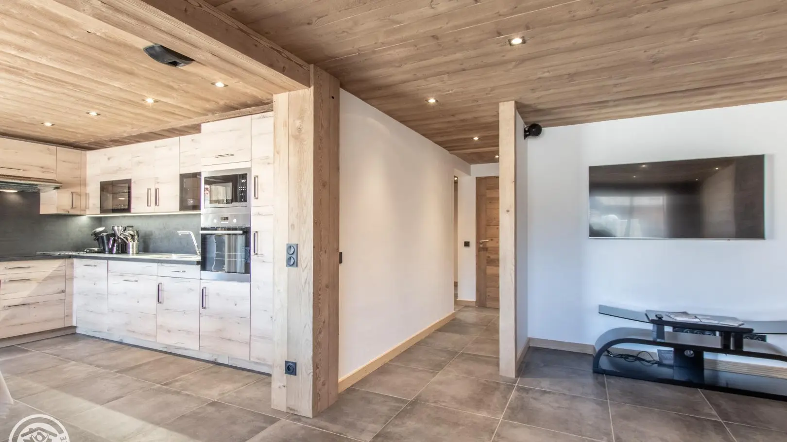 Couloir d'accès aux chambres