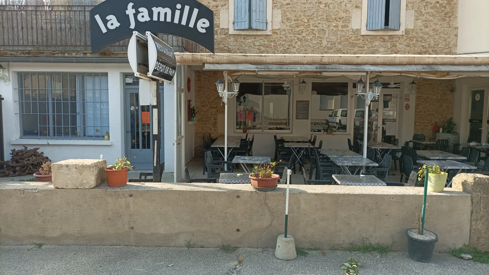 Bistrot de Pays LA FAMILLE_Travaillan