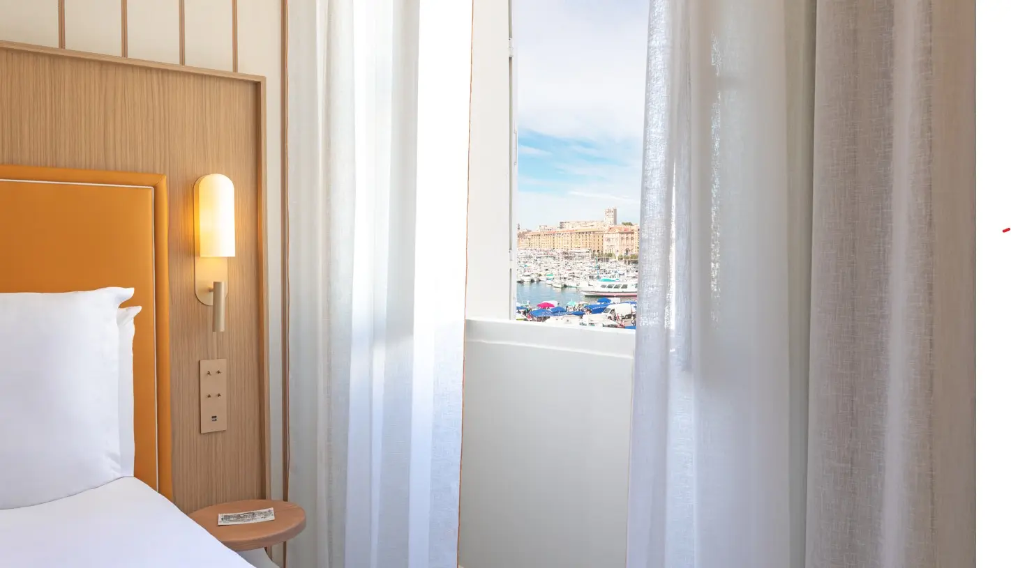 Chambre vue Vieux Port