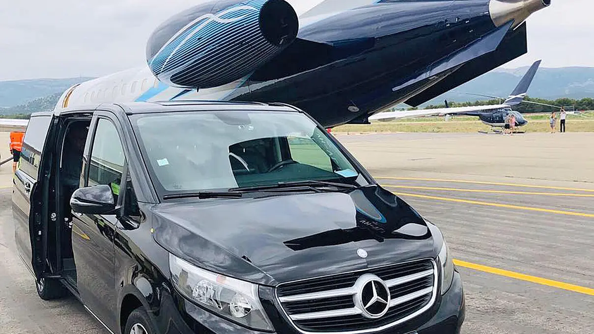 Chauffeur privé, Service haut de gamme