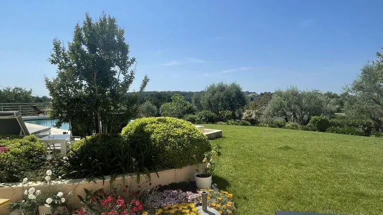 Maison SmartAzur-Chambre Bleue Azur-Terrasse privative-Chambres d'Hôtes-VENCE-Gîtes de France Alpes-Maritimes