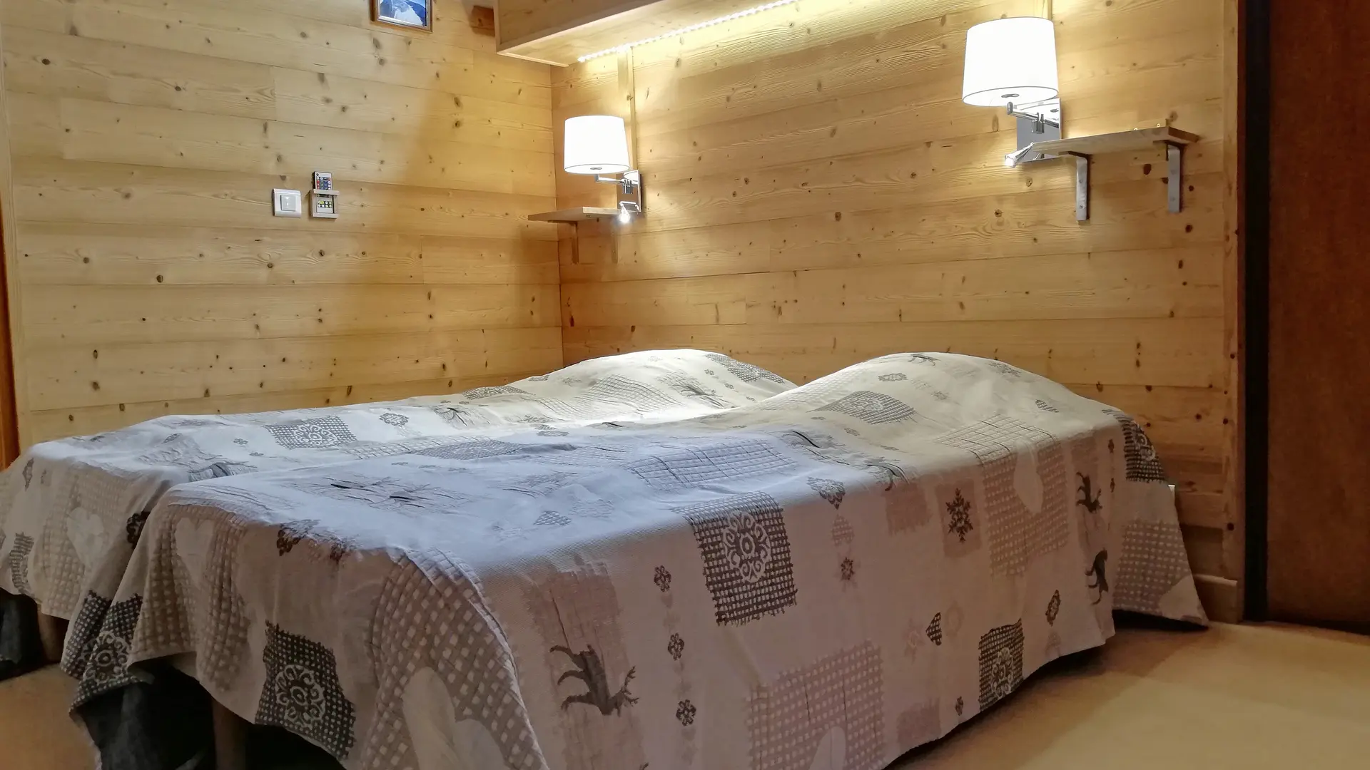 Chambre - Gîte Marmotte - Thônes, Haute-Savoie