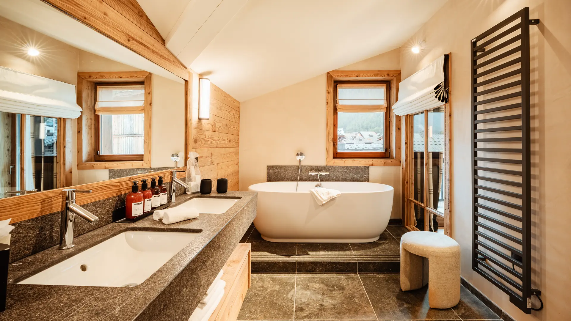 Salle de bains duplex_Résidence Le Cairn_Val d'Isère