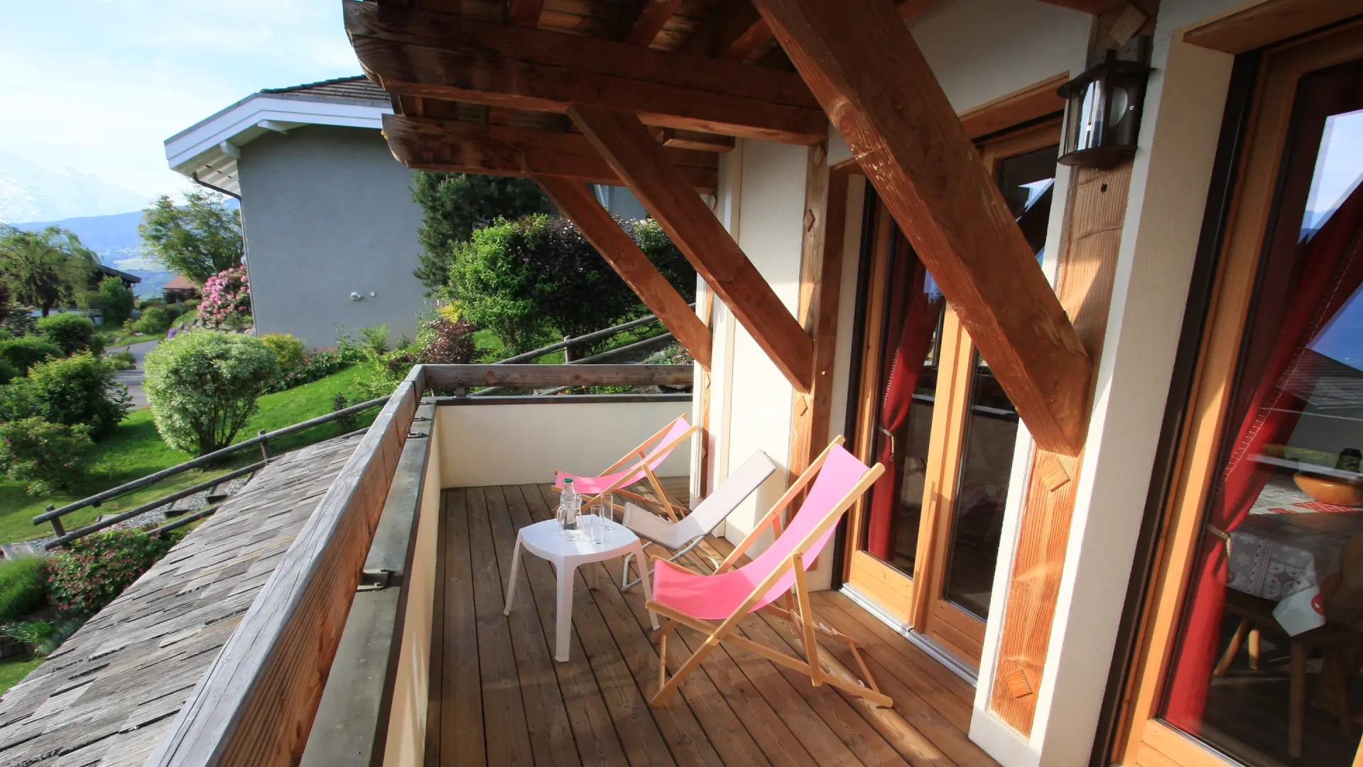 Repos sur le balcon face à la chaine du Mont Blanc