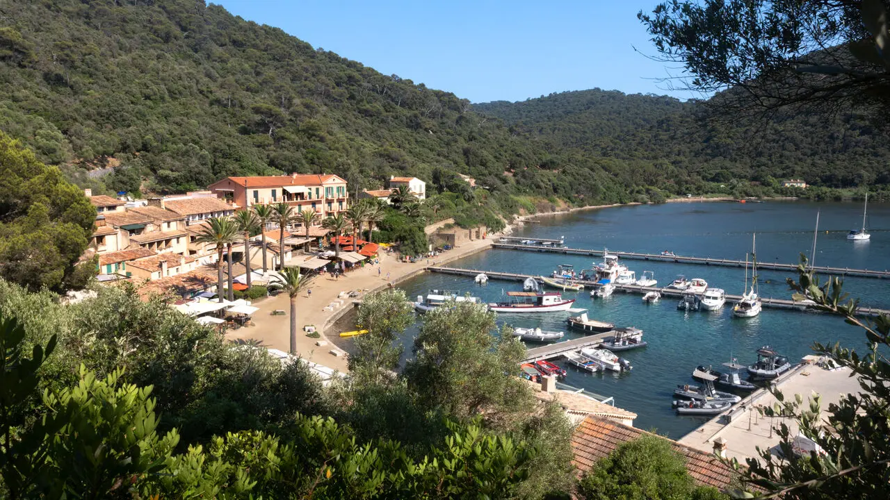 Le port de Port-Cros à Hyères