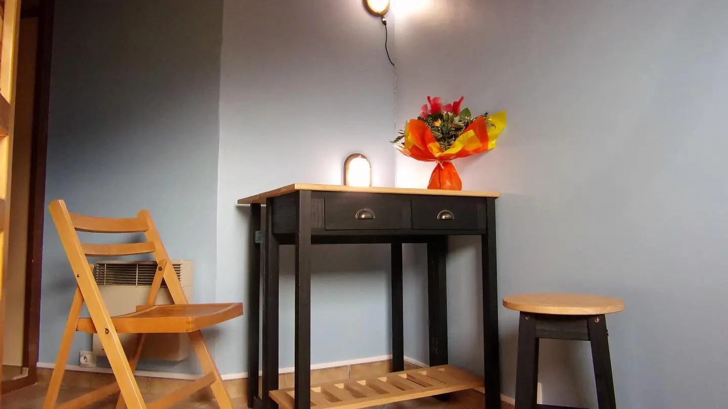 Coin bureau dans chambre