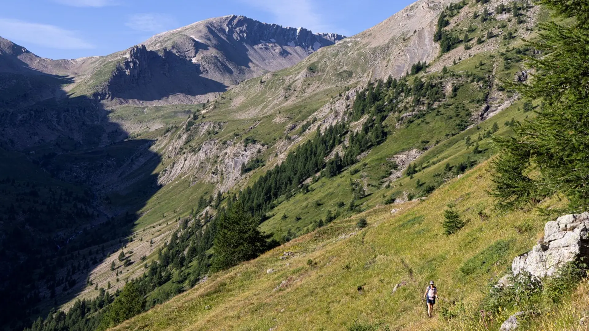 Montée au col des Tourettes