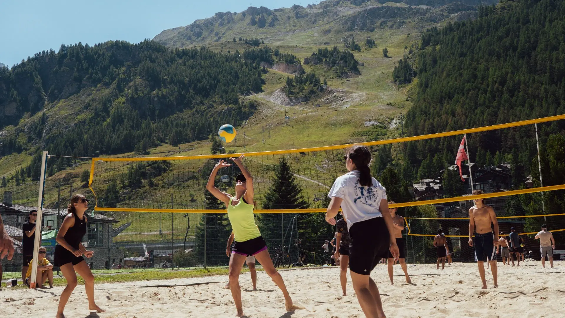 Terrain de beach volley à Val-d'Isère