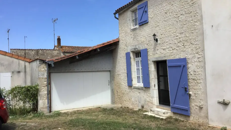 entrée indépendante