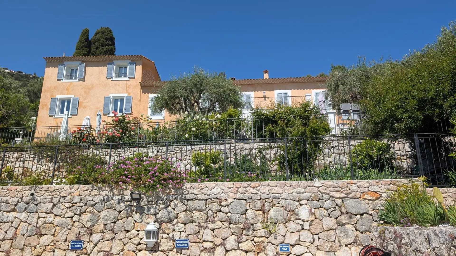 Le Mas d'Angeline-Beausoleil-Alpes-Maritimes