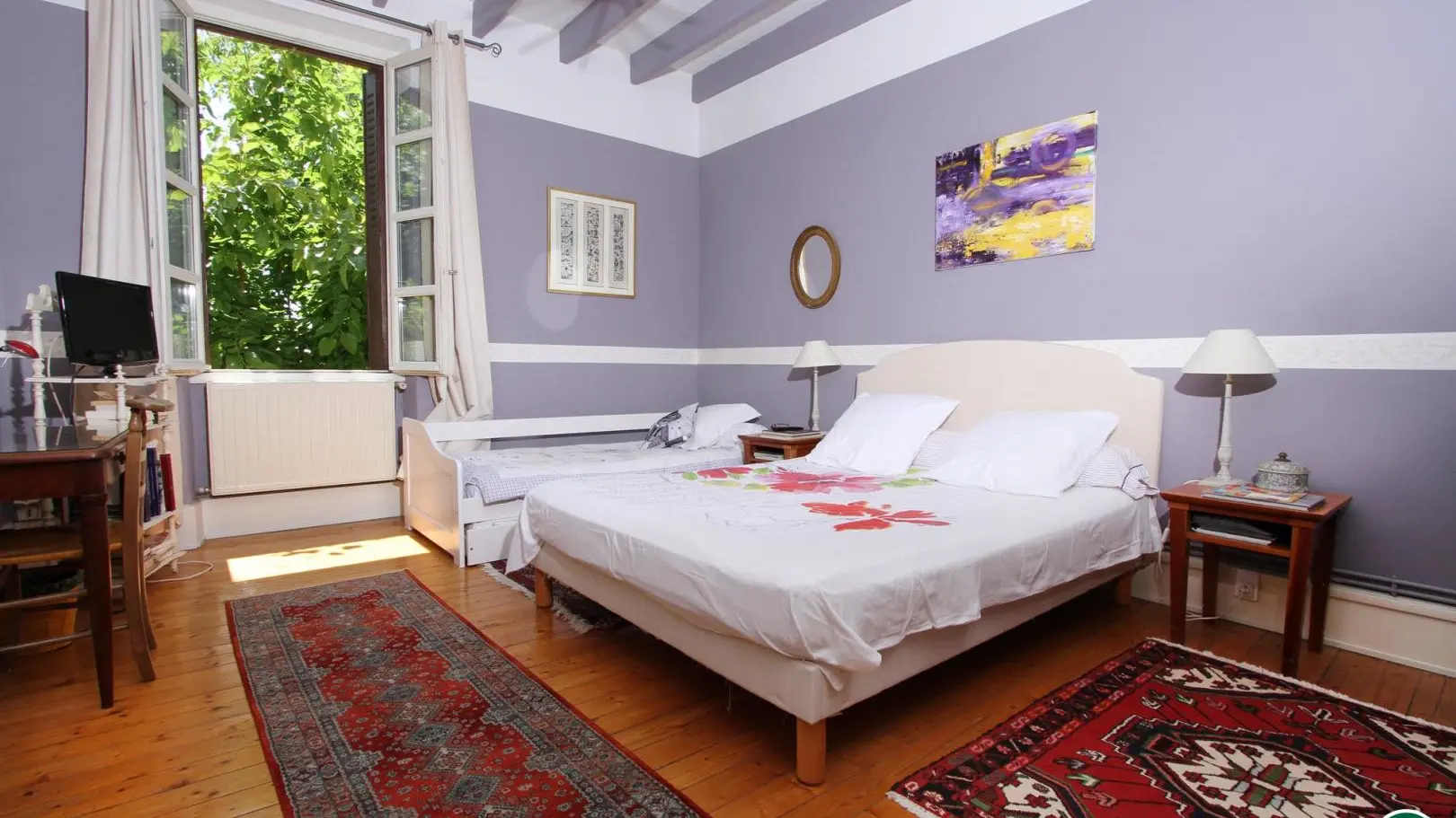 Chambre de 19.8m² : 1x160, 1x90 (lit d'appoint)