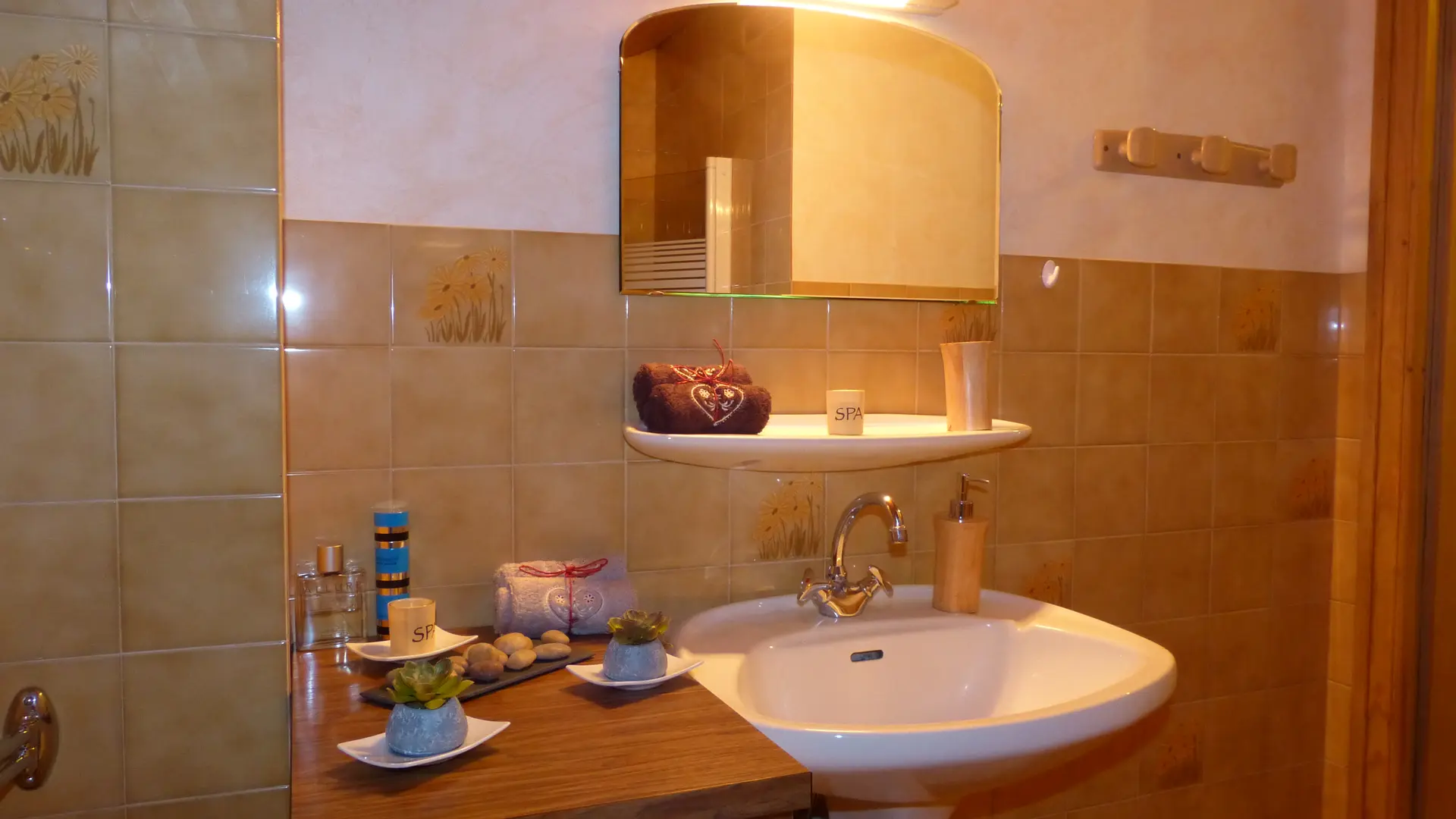 Salle de bain / Bathroom  - Lou R'Bat Pays (Aravis) - Le Grand-Bornand