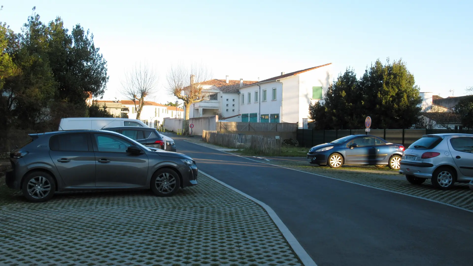 parking des Tamaris