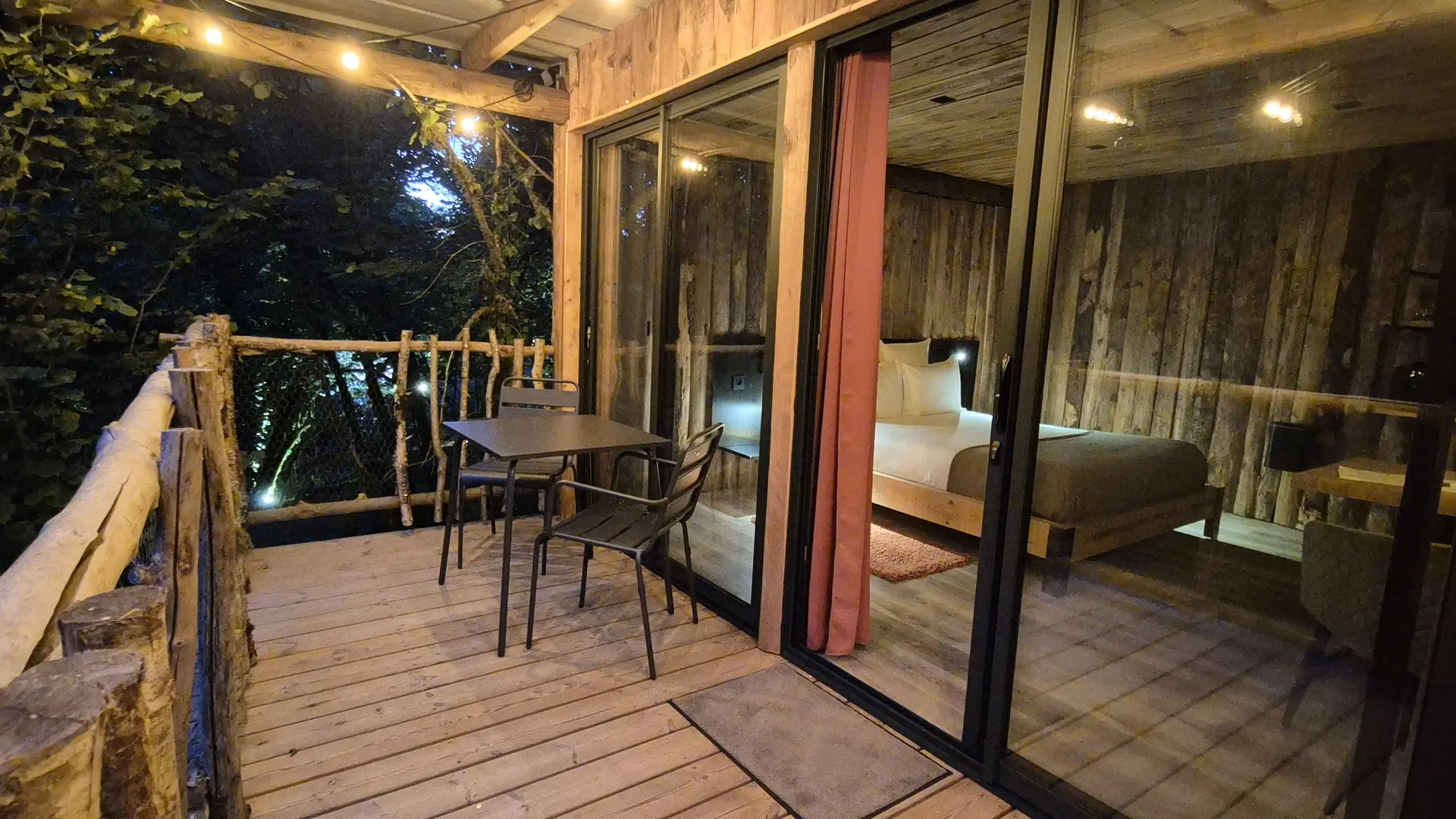 Balcon Lodge de la Source