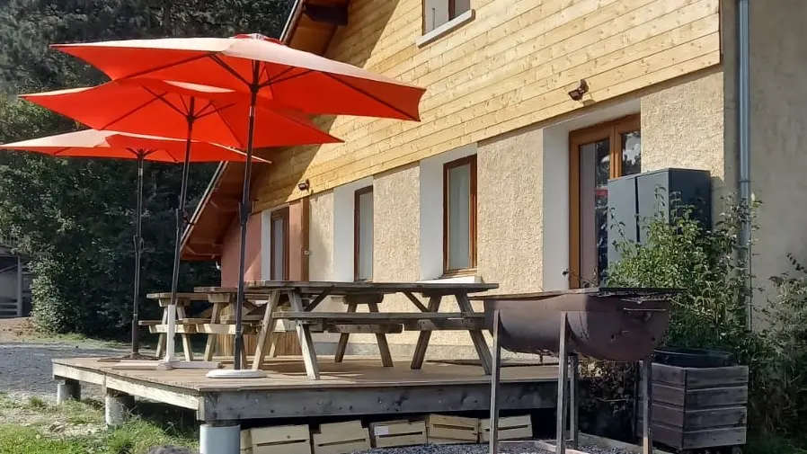 Gîte de groupe 'La Villa', St Jean St Nicolas, vallée du Champsaur