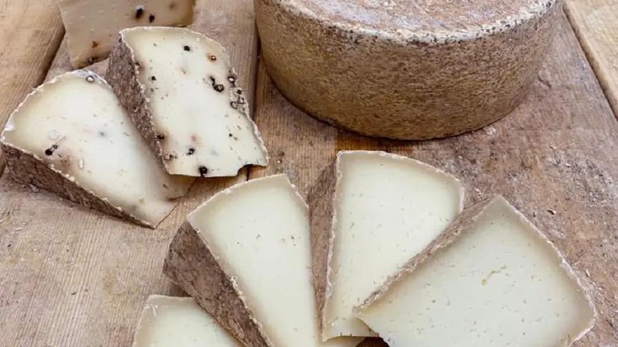 Les Fromages
