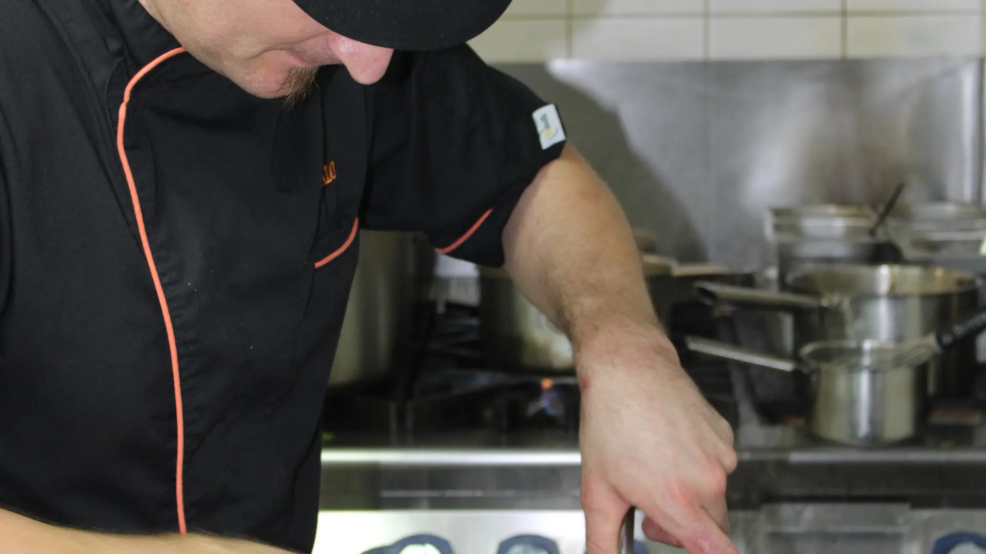 Chef Sylvain Ducos en cuisine