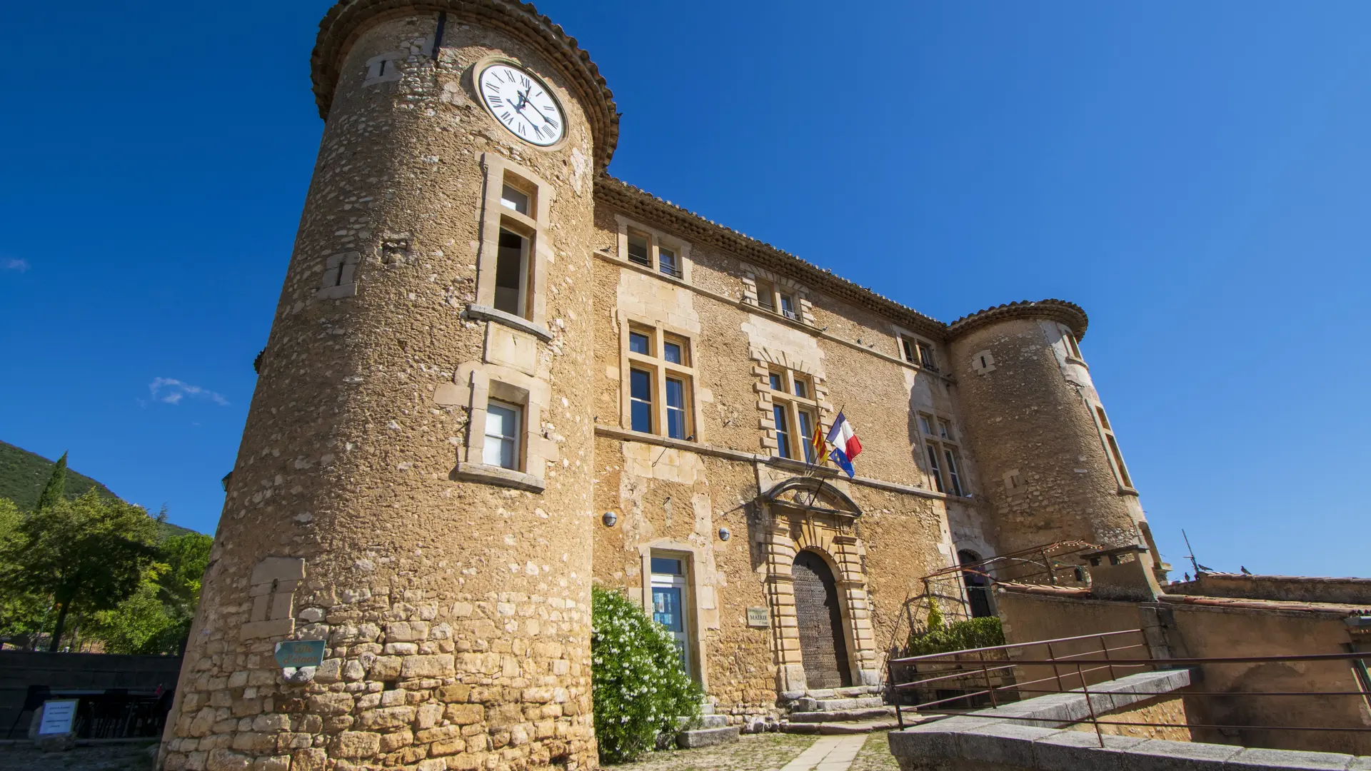 Château de Rustrel