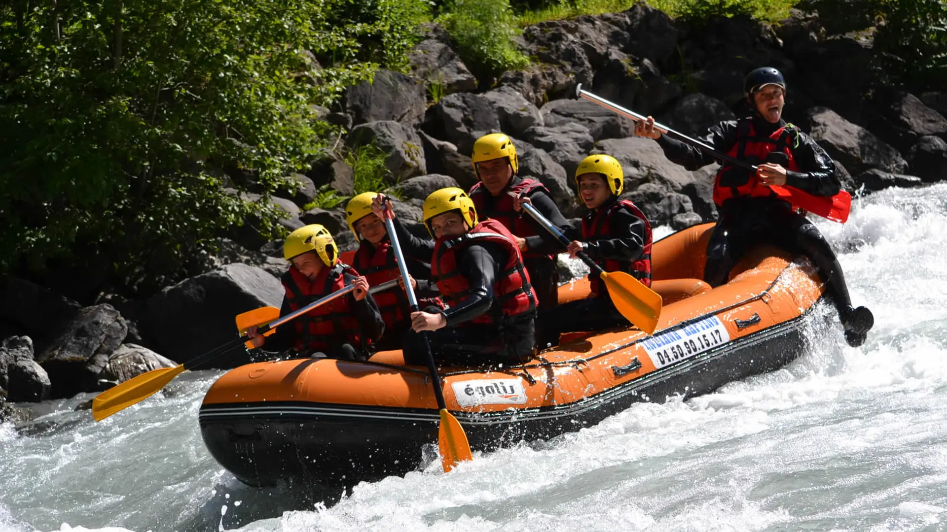 Rafting Indian canoraft