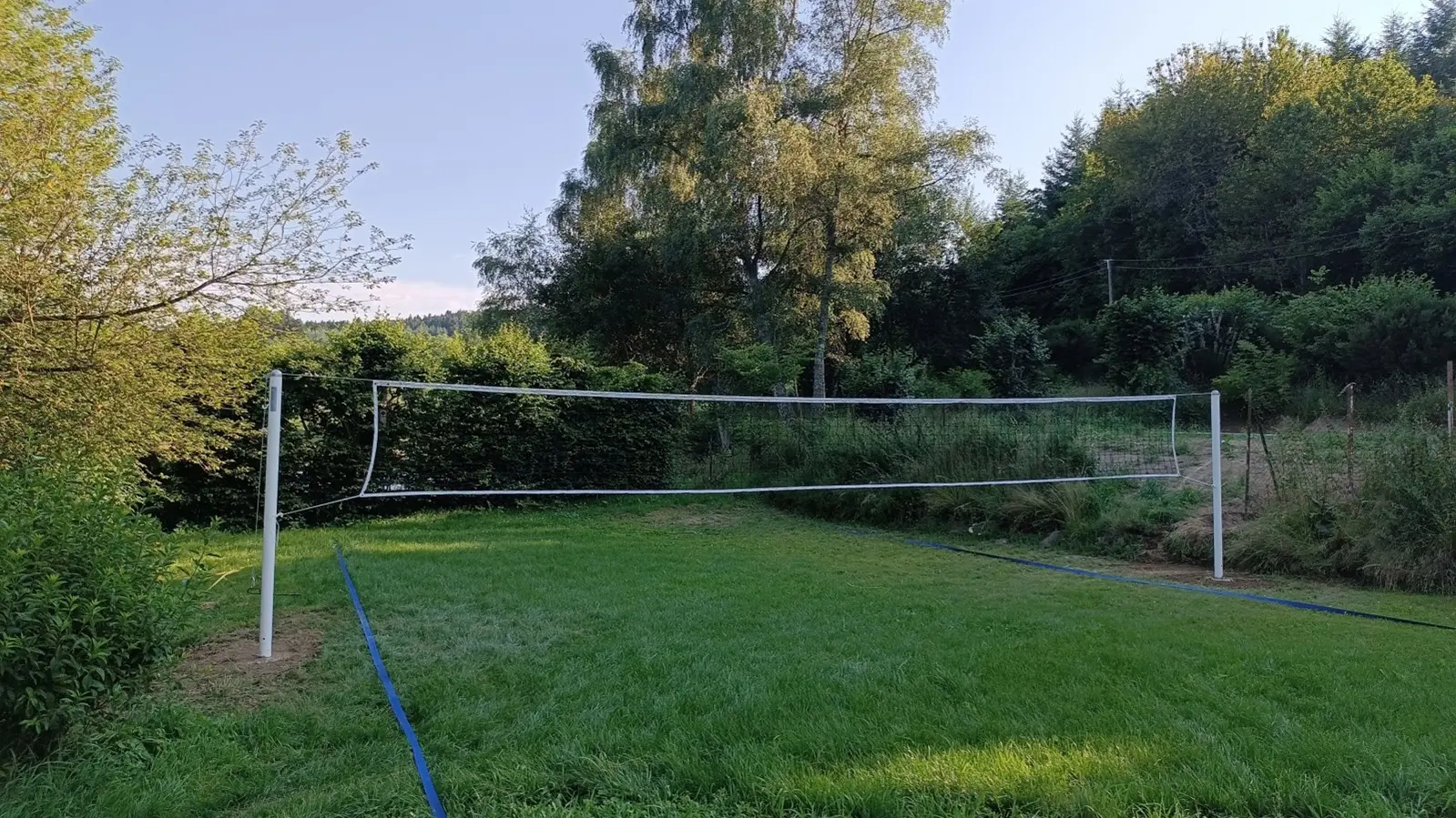 Coin badminton