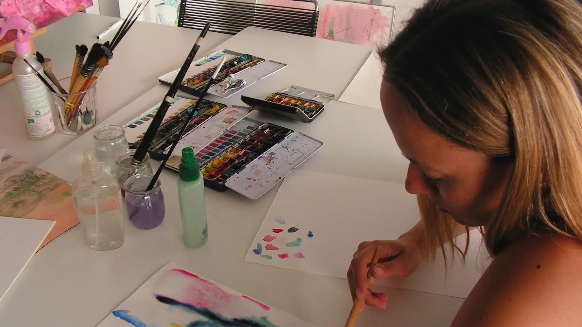 les lundis et vendredis après midi et soir  et samedi matin